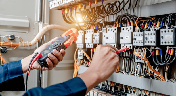 Best Licensed Electrician  in Estacada, OR